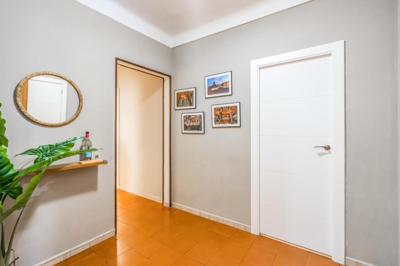 Fridays Flats Arc De Triomf - Solar & Spacious Barcelona Bagian luar foto